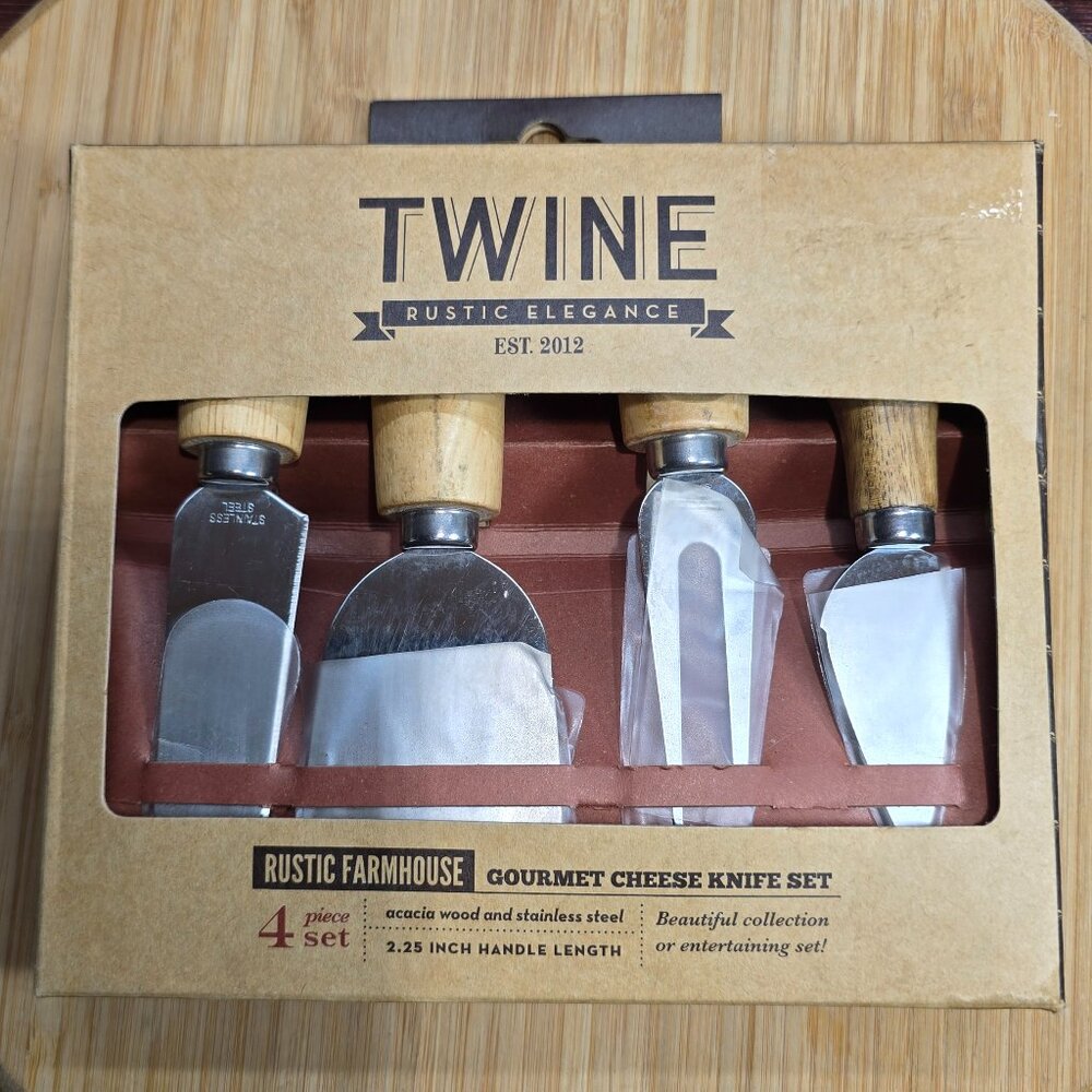 Twine Rustic Farmhouse Gourmet Cheese Knife 4 Piece Set No. 3367 New in Box